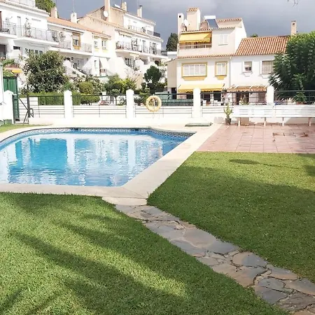 Del Parque Flats Meseta Swimmingpool Torremolinos