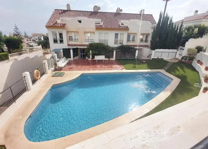 Del Parque Flats Meseta Swimmingpool Torremolinos