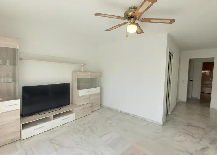 Del Parque Flats Meseta Swimmingpool Torremolinos